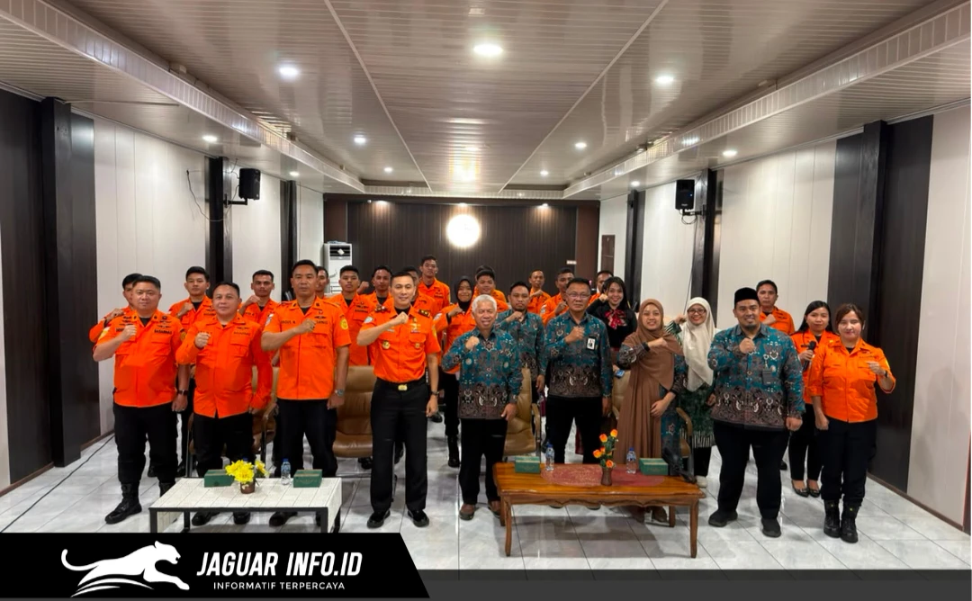 Foto Bersama pimpinan Basarnas Sulut dan Universitas Muhammadiyah Manado (UMMA) usai penandatanganan Nota Kesepahaman.