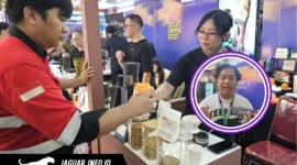 Suasana kegiatan pameran Urban Digifest x Coffee Sulut Fest 2026 di Atrium Manado Town Square. 