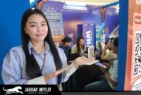 Suasana warga secara umum saat mengunjungi stan pelayanan Otoritas Jasa Keuangan (OJK) di Stand OJK Sulut Gorontalo