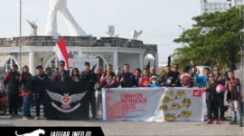 Peserta Honda Community Convoy Merdeka bersiap melakukan perjalanan melintasi berbagai destinasi ikonik di Manado untuk merayakan Hari Kemerdekaan, Minggu (16/08/26).