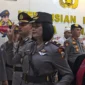 Kompol Vona Palilingan saat diambil sumpah jabatan sebagai Kasatlantas Polresta Manado oleh Kapolresta Manado Kombes Pol Irham Halid di Mapolresta Manado, 22/09/26.