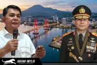 Akademisi FISIP Unsrat, Dr. Maxi Egeten, mengapresiasi promosi Irjen Pol Royke Langi sebagai Astamaops Polri. Bukti nyata kualitas putra daerah Sulut di tingkat nasional.