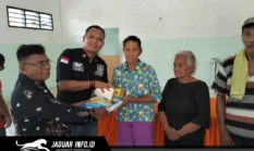 Salurkan Bantuan Kejati Sulut, Puluhan Lansia di Talaud Terima Paket Sembako