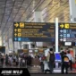 Penutupan 4 bandara akibat sebaran abu vulkanik Gunung Anak Krakatau diperpanjang hingga pukul 18.00 WIB pada 07/09/26. InJourney Airports terus pastikan penanganan penumpang.