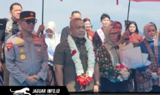 BREAKING NEWS ! ​Tiba di Manado, Kapolda Sulut Brigjen Pol Yudo Hermanto Disambut Hangat Tarian Maengket