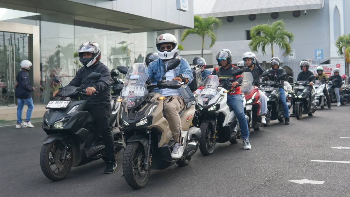 Peserta Rolling City Honda saat mengikuti perayaan Hari Pelanggan Nasional 2026 di Minahasa Utara.