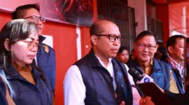 Deputi Kepala Perwakilan Bank Indonesia Provinsi Sulawesi Utara, Purwanto, bersama para pemangku kepentingan memberikan keterangan kepada awak media di Pasar Bersehati Manado pada 22/09/26.