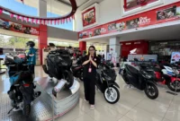 Jajaran sepeda motor yang masuk dalam program promo SEMANGAT di Manado, Sulawesi Utara.
