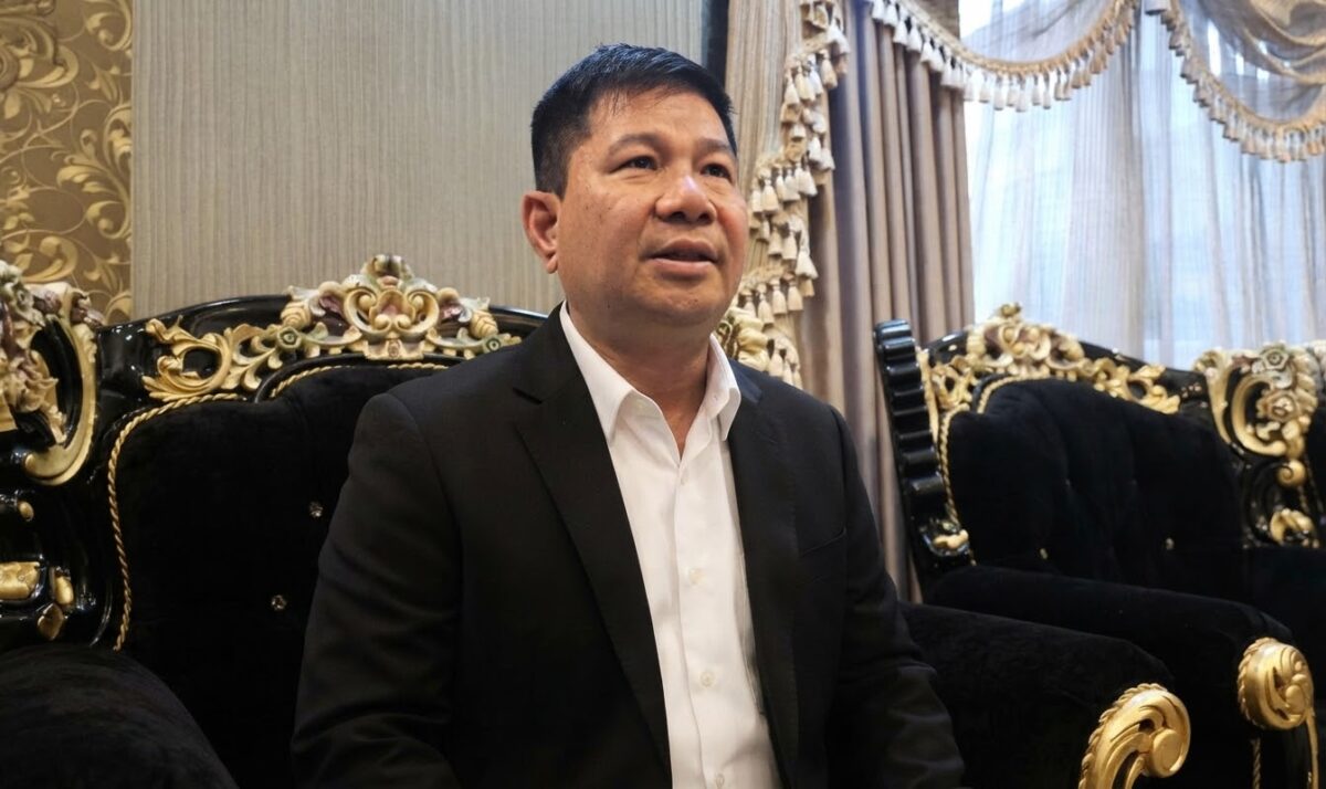 Ekonom senior sekaligus pengamat ekonomi Sulawesi Utara, Recky Langie, saat memberikan keterangan dan analisis mendalam mengenai lonjakan inflasi Sulawesi Utara sebesar 3,53 persen pada September 2026.