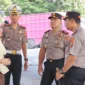 Kapolda Sulut Irjen Pol Yudo Hermanto didampingi pejabat utama Polda Sulut saat meninjau SPBU Sario, Manado, Senin (19/10/2026).