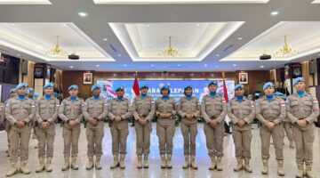Sebanyak 12 orang personel Polda Sulut yang terpilih yaitu IPDA Vinda Meliawati Israel, Bripka Miranda Estoril Irjantini Renjaan, Bripka Yesus Marselano Ticoalu, Brigpol Irene Sinthia Suyadi, Brigpol Rikter Poningko, Brigpol Yuan Asazi Otoluwa, Brigpol Andika Eko Putra, Brigpol Marnex Linggar, Briptu Irfandi Onthoni, Briptu Dizayer Eclesias Kapugu, Briptu Dandi Claudio Manangka, dan Briptu Christo Raphael Paath saat persiapan penugasan internasional.
