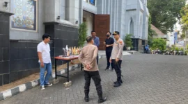 Kapolresta Manado Kombes Pol Irham Halid melalui program Minggu Kasih memastikan pengamanan ibadah di gereja-gereja Kota Manado berjalan aman dan tertib.