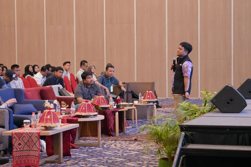 Pertamina Patra Niaga Regional Sulawesi menggelar sosialisasi Buku Panduan dan Checklist Audit Pertamina Way untuk memperkuat standar keselamatan SPBE dan Bengkel Pemeliharaan Tabung LPG di Makassar.