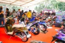 Puluhan ribu bikers menyaksikan Final Battle Honda Modif Contest 2026 di Ambarawa, Jawa Tengah, Sabtu (24/10/2026).