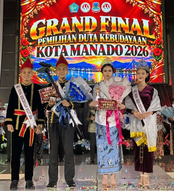 Suasana panggung malam puncak Pemilihan Duta Kebudayaan Kota Manado 2026 di Graha Gubernuran Bumi Beringin, Manado.