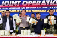 Kapolri Suyudi Ario Seto mengungkap kasus dugaan penyelundupan 1,16 ton ketamin di perairan Sumatera Utara.