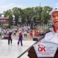 Kepala OJK Sulawesi Utara dan Gorontalo, Robert Sianipar, saat menyampaikan sambutan pada pembukaan Bulan Inklusi Keuangan (BIK) 2026 di Museum Negeri Provinsi Sulawesi Utara, Manado, Sabtu (10/10/2026). 