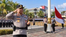 Kapolda Sulut Irjen Pol Yudo Hermanto memimpin upacara peringatan Hari Sumpah Pemuda ke-98 di Mapolda Sulut, Rabu (28/10/2026).