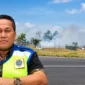 Kepala Otban Wilayah 8 Manado Ambar Suryoko menyampaikan kondisi penutupan sementara Bandara Sam Ratulangi akibat kebakaran rumput di sekitar Runway 18.