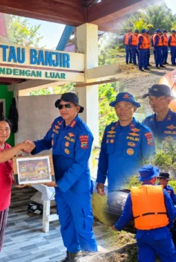 Ditpolairud Polda Sulut Gelar Latihan SAR di Sungai Tondano, Temukan Hambatan Aliran Air