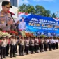 Kapolres Sitaro AKBP Ronald Andry Mauboy memimpin apel Operasi Patuh Klabat 2026 di Halaman Apel Polres Sitaro, Senin (26/10/2026).