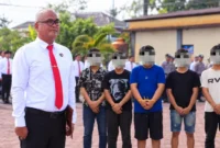 Polres Tomohon mengungkap dua kasus dugaan pencurian pada 21–24 Oktober 2026. Sebanyak 10 terduga pelaku diamankan, sebagian besar masih di bawah 16 tahun.